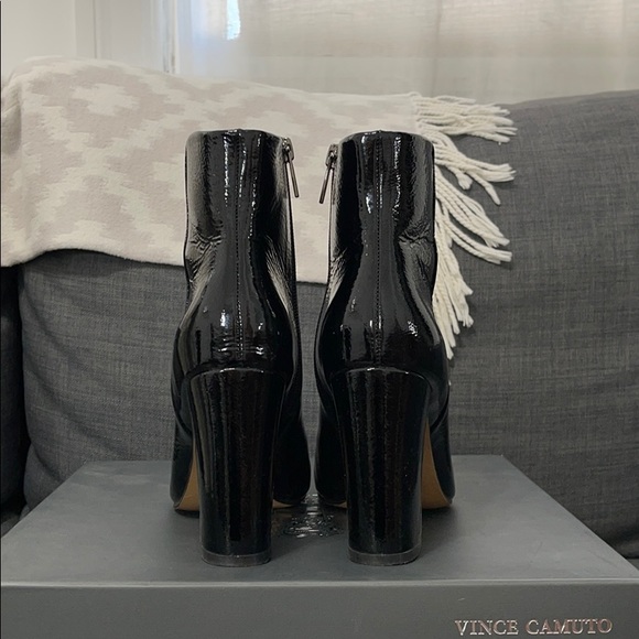 Vince Camuto Thelmin Bootie - Picture 5 of 7